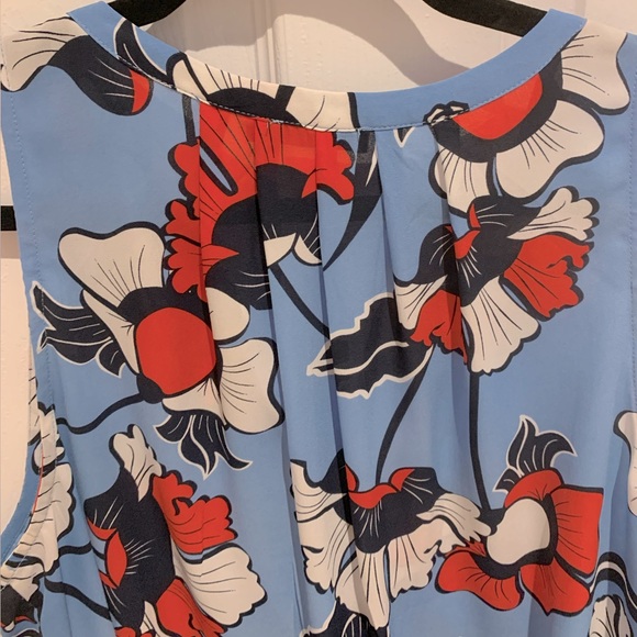 Dalia Floral Sleeveless Blouse with Pleated Back, XL - Picture 4 of 4